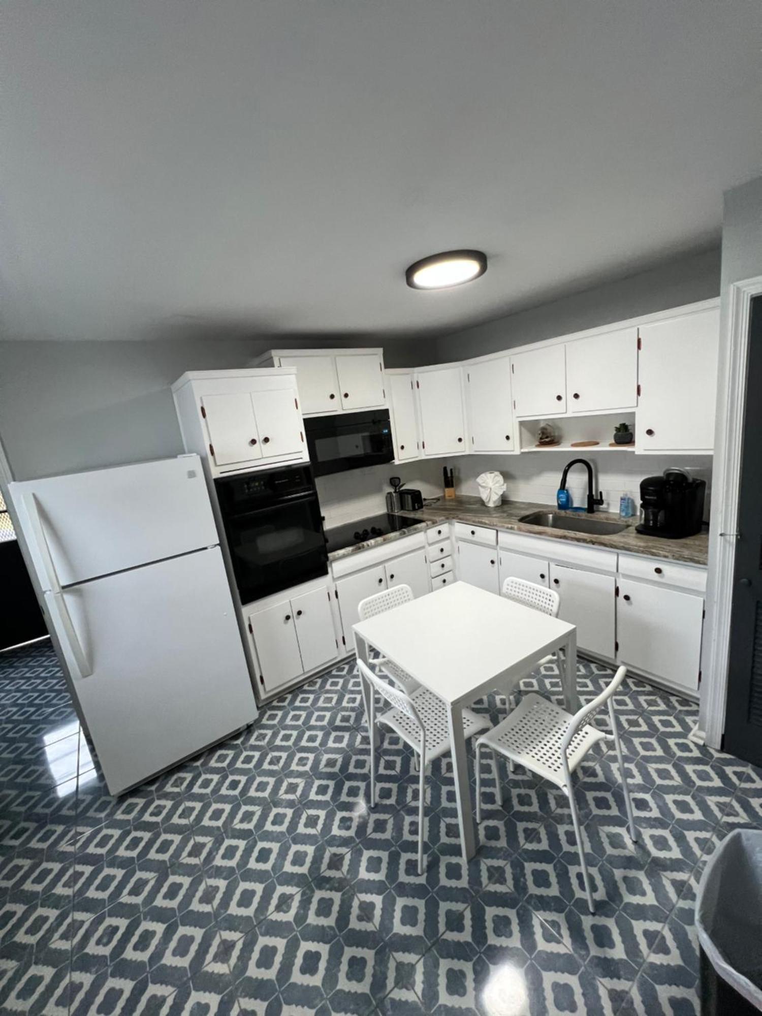 Fantastic 3Br Close To Botanical Gardens And Airport Norfolk Buitenkant foto